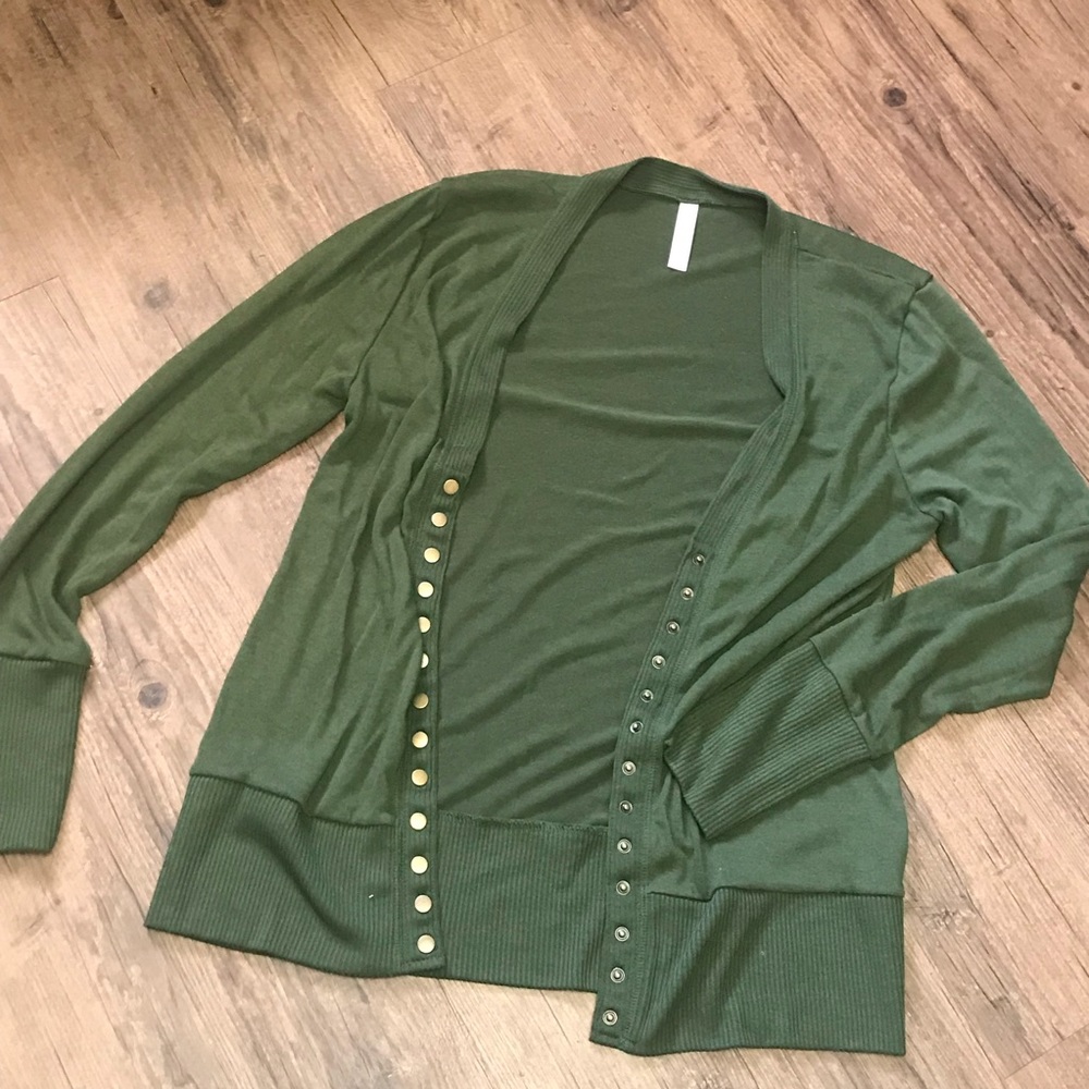 Snap button cardigan